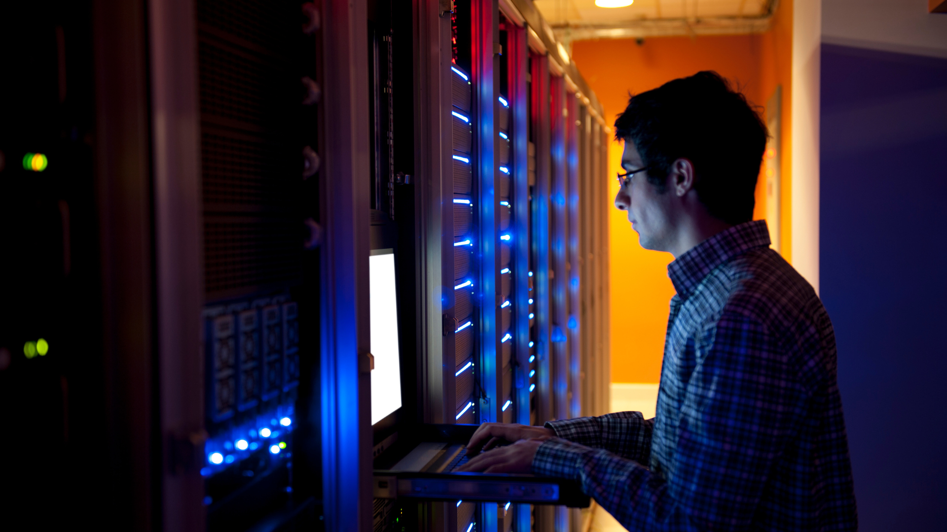 The Benefits of Single-Server Colocation